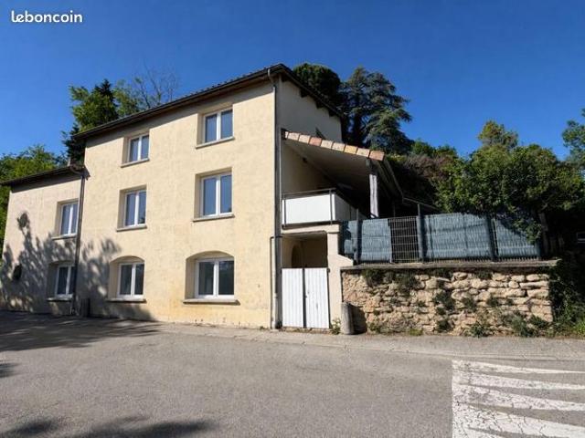 Maison de village 5 pièces 150 m²