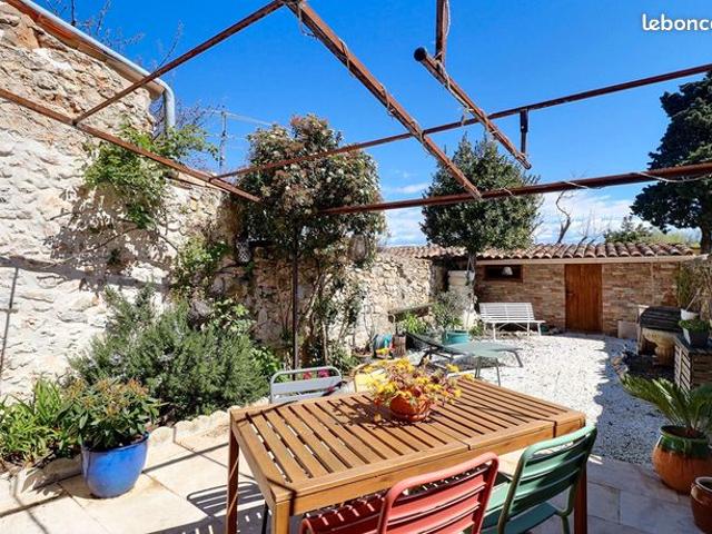 Maison de village 5 pièces 158 m²