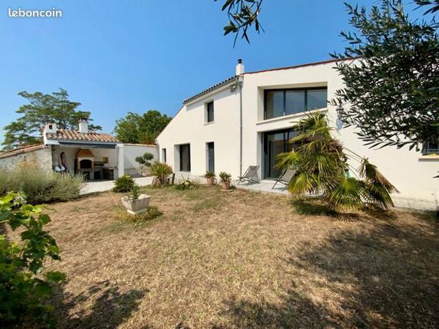 Maison de village 5 pièces 159 m²