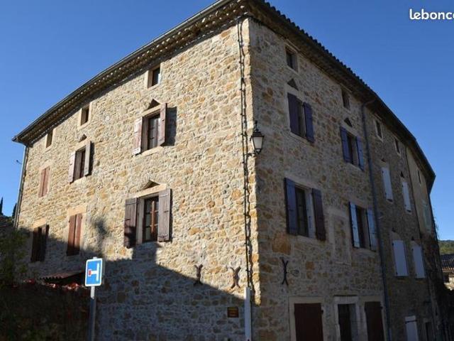 Maison de village 5 pièces 160 m²