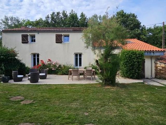 Maison de village 5 pièces 161 m²