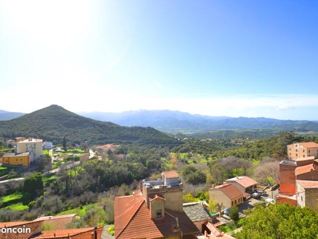Maison de village 5 pièces 165 m²