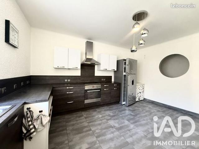 Maison de village 5 pièces 165 m²