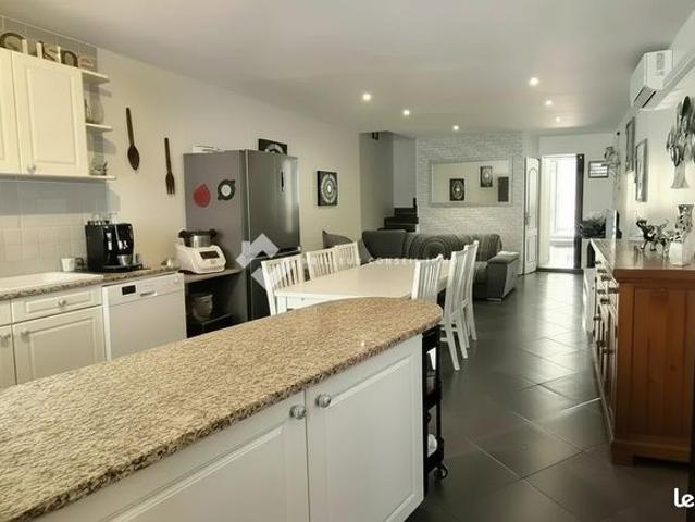 Maison de village 5 pièces 170 m²