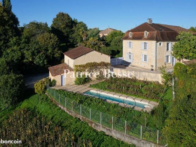 Maison de village 5 pièces 181 m²