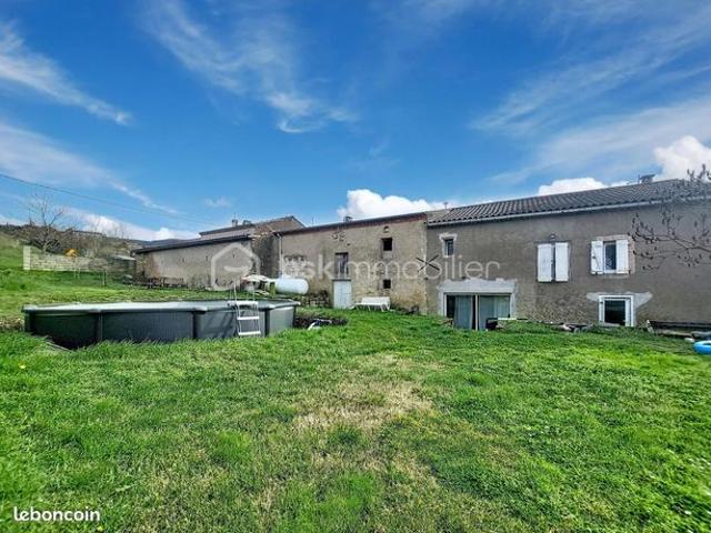 Maison de village 5 pièces 195 m²