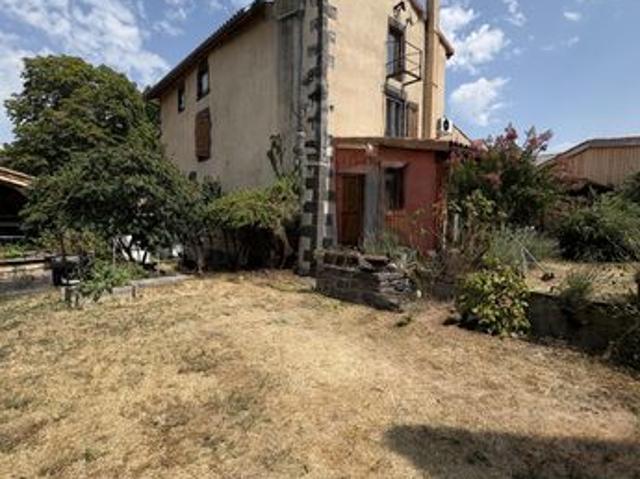 Maison de village 5 pièces 200 m²