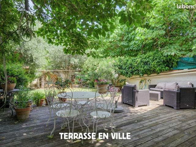 Maison de village 5 pièces 207 m²