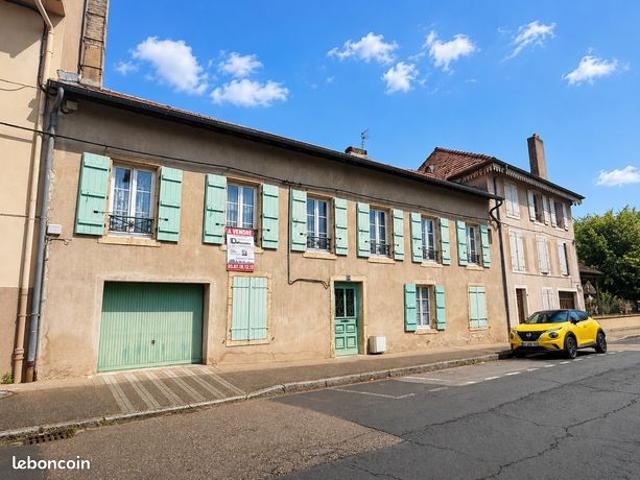 Maison de village 5 pièces 219 m²