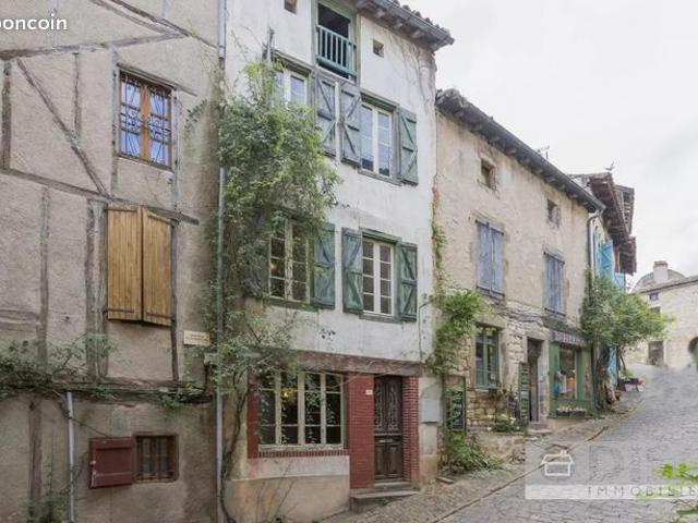 Maison de village 5 pièces 224 m²
