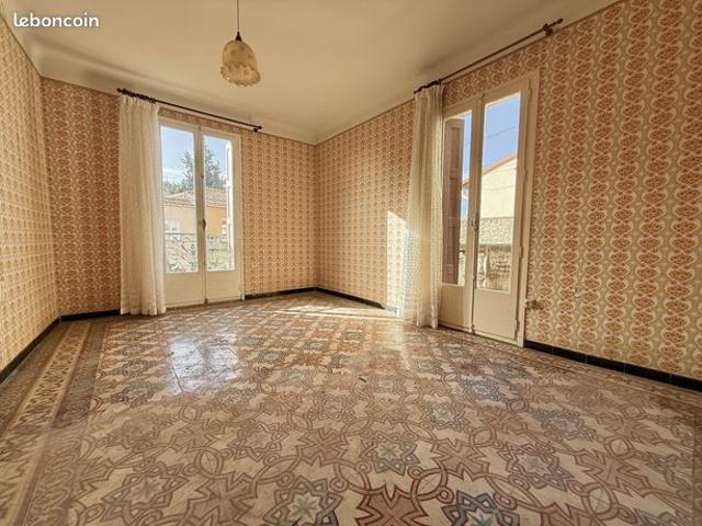 Maison de village 5 pièces 250 m²
