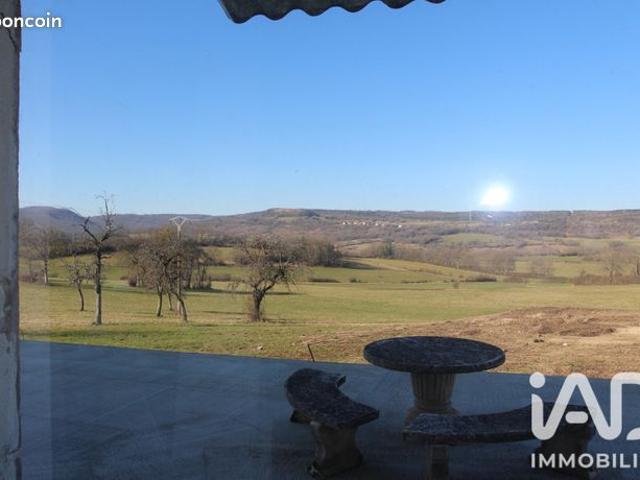 Maison de village 5 pièces 286 m²