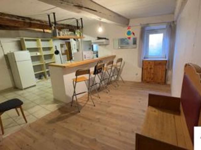 Maison de village 60.28m ²