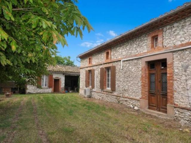 MAISON DE VILLAGE