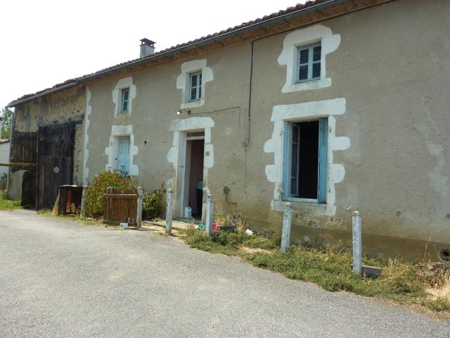 MAISON DE VILLAGE