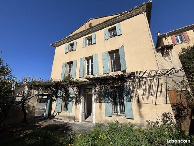 Maison de village 6 pièces 102 m²