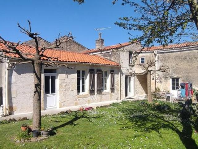 Maison de village 6 pièces 103 m²