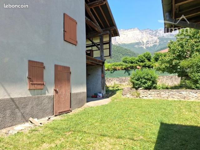Maison de village 6 pièces 116 m²