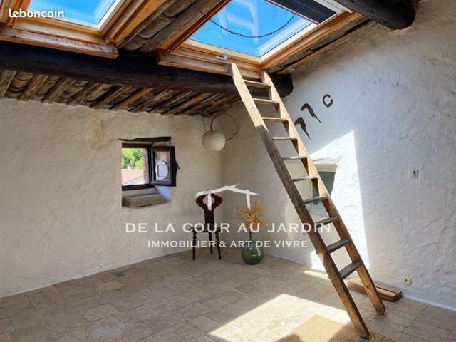 Maison de village 6 pièces 120 m²