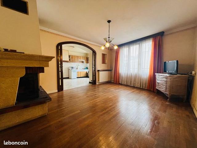 Maison de village 6 pièces 130 m²
