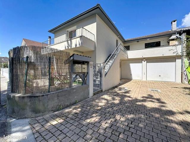 Maison de village 6 pièces 139 m²