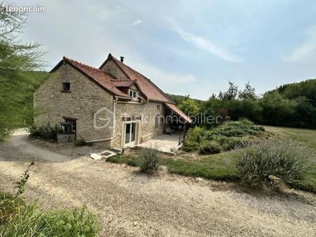 Maison de village 6 pièces 140 m²