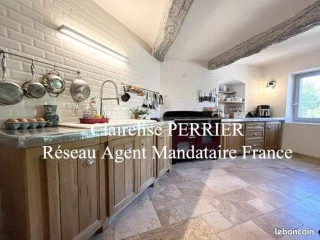 Maison de village 6 pièces 140 m²