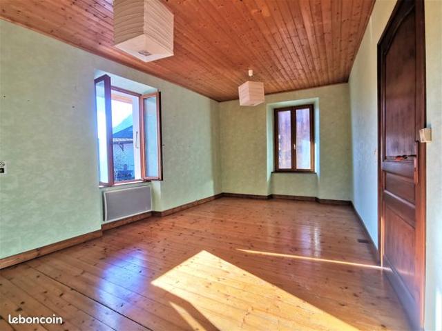 Maison de village 6 pièces 140 m²