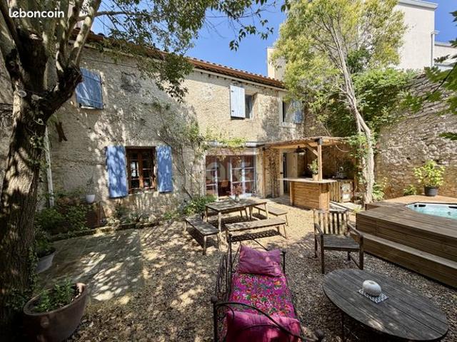 Maison de village 6 pièces 155 m²
