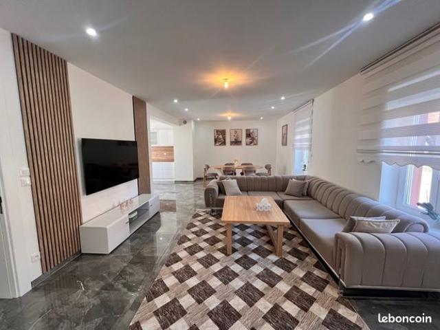 Maison de village 6 pièces 160 m²
