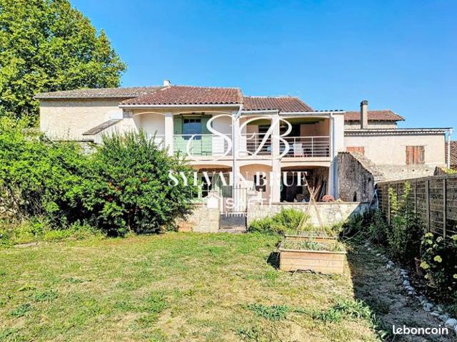Maison de village 6 pièces 160 m²
