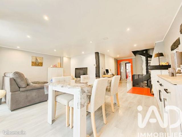 Maison de village 6 pièces 160 m²