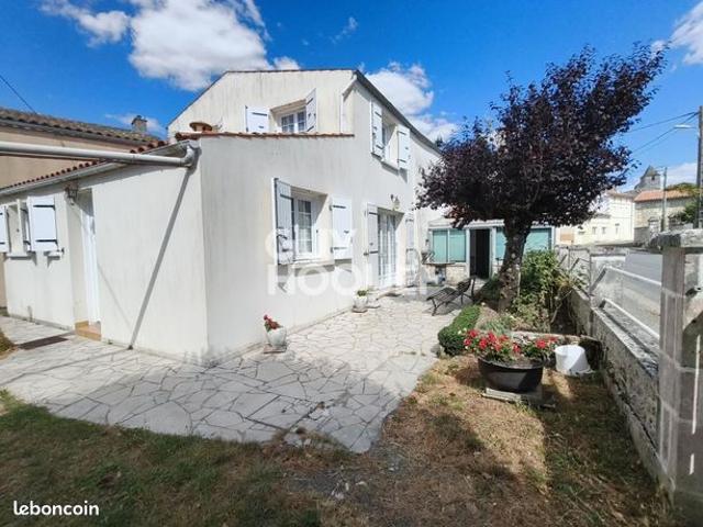 Maison de village 6 pièces 165 m²