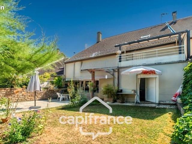 Maison de village 6 pièces 165 m²