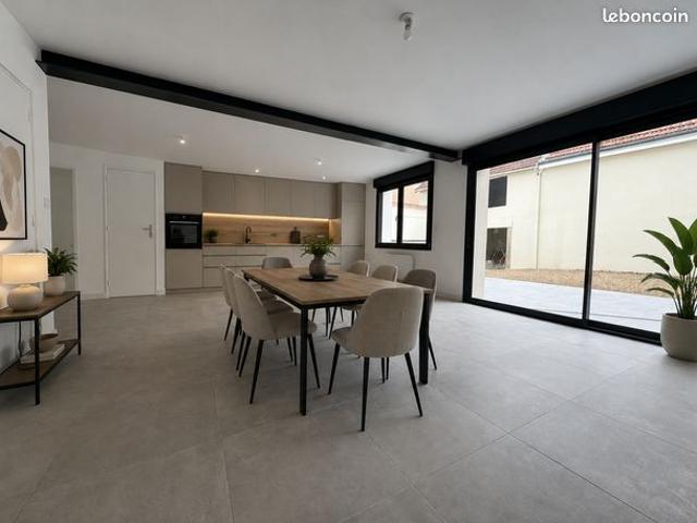 Maison de village 6 pièces 167 m²