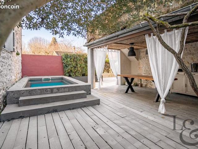 Maison de village 6 pièces 170 m²