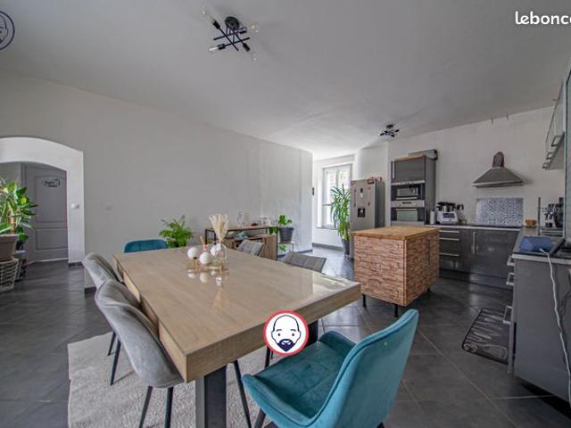 Maison de village 6 pièces 171 m²