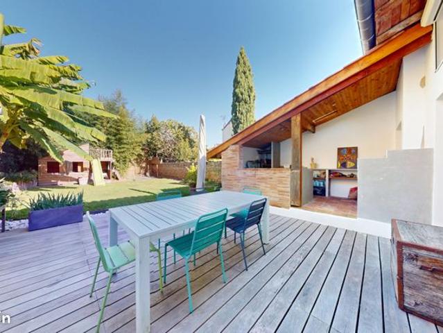 Maison de village 6 pièces 195 m²