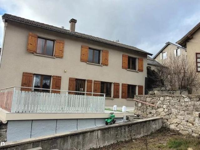 Maison de village 6 pièces 176 m²