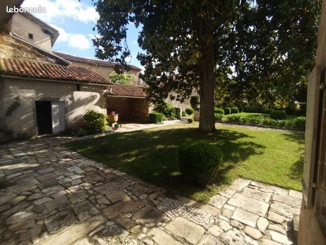 Maison de village 6 pièces 178 m²