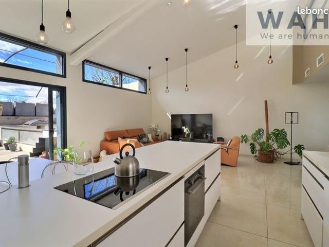 Maison de village 6 pièces 180 m²