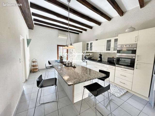 Maison de village 6 pièces 185 m²