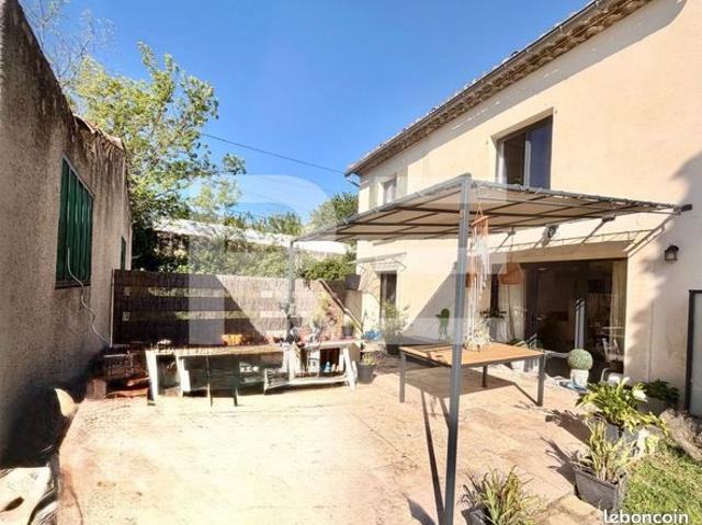 Maison de village 6 pièces 190 m²