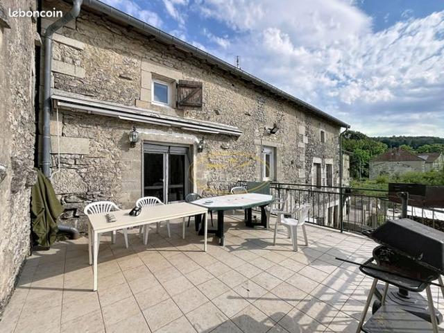 Maison de village 6 pièces 193 m²