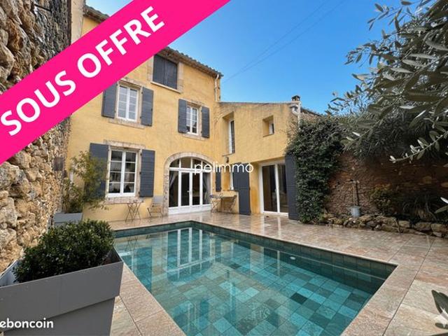 Maison de village 6 pièces 195 m²