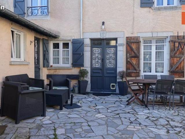 Maison de village 6 pièces 197 m²