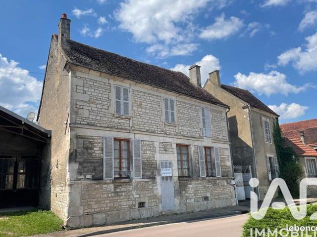 Maison de village 6 pièces 197 m²