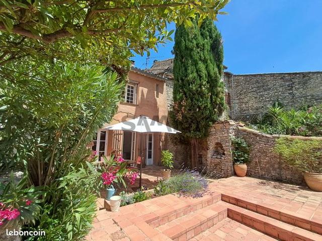 Maison de village 6 pièces 198 m²
