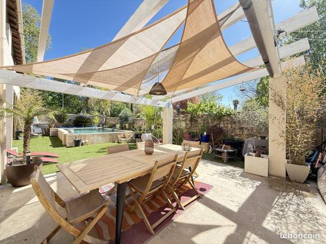 Maison de village 6 pièces 200 m²