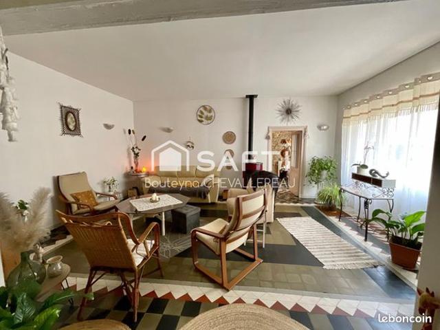 Maison de village 6 pièces 200 m²